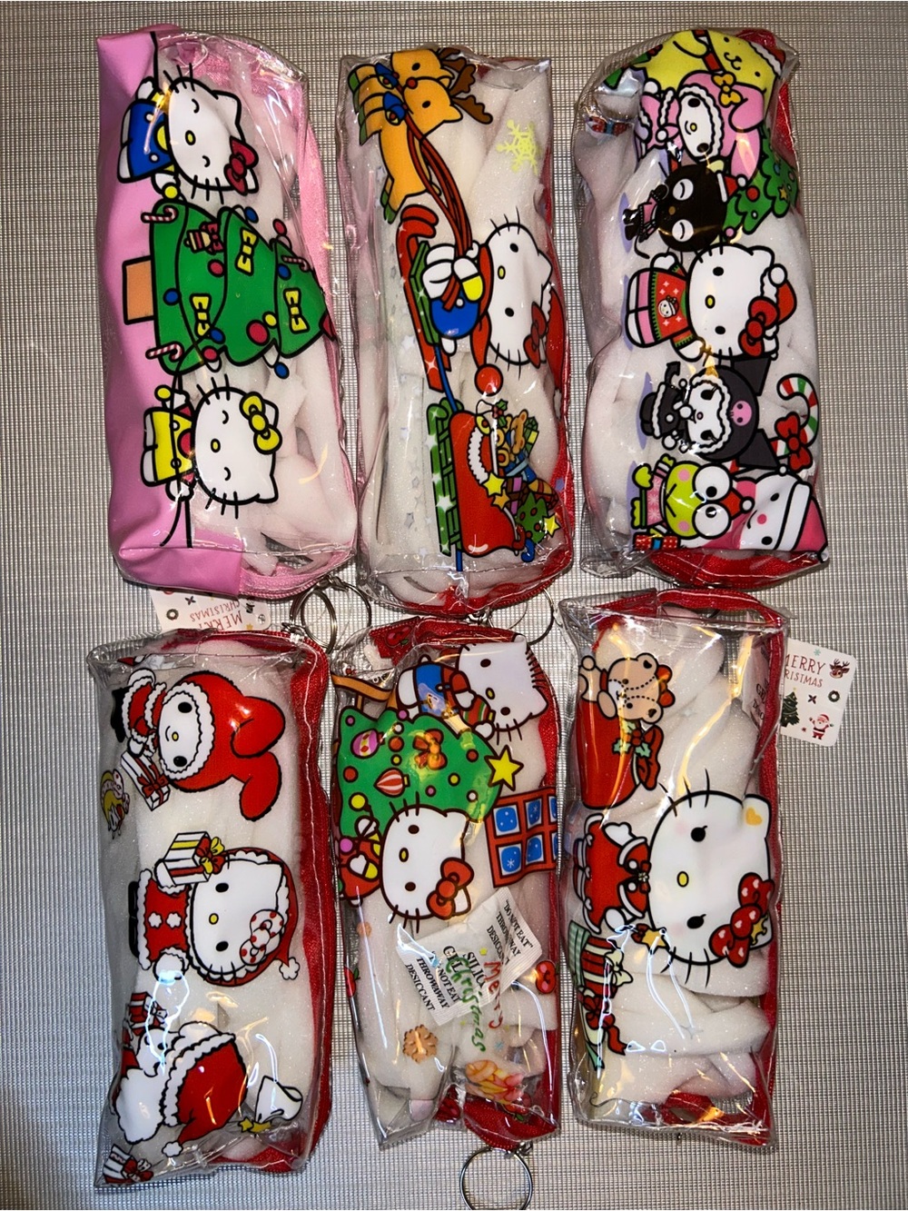 New hello kitty holiday vinyl cosmetic bags